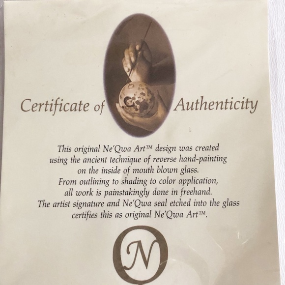 Ne'Qwa Art Glass HandPainted Globe Ornament Snowman Signed Diane Knott - Picture 2 of 9